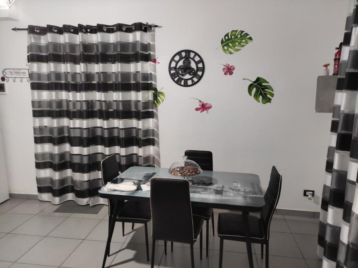 Casa Vacanze Campanella - Apartment At The Zisa Palermo Dış mekan fotoğraf
